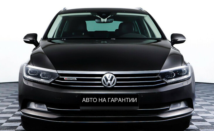 Volkswagen Passat - Фото 1