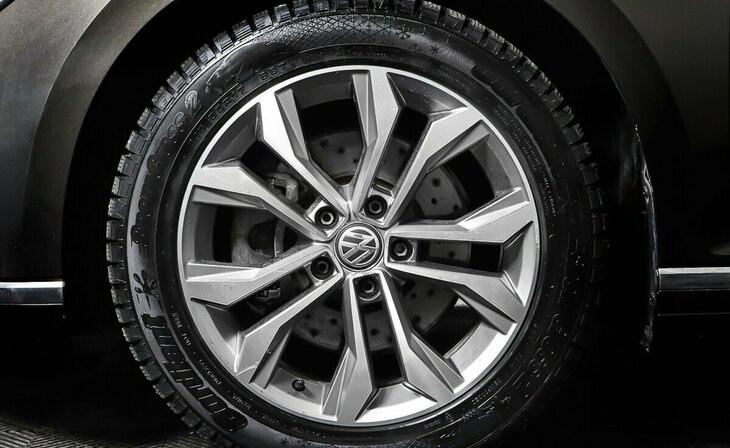 Volkswagen Passat - Фото 8