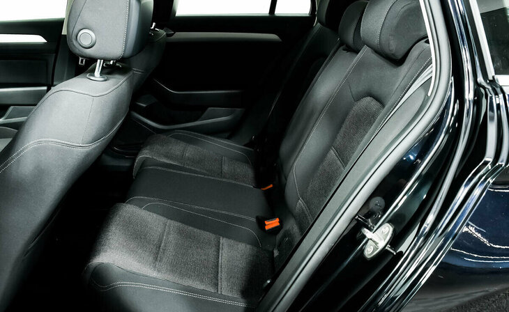 Volkswagen Passat - Фото 11