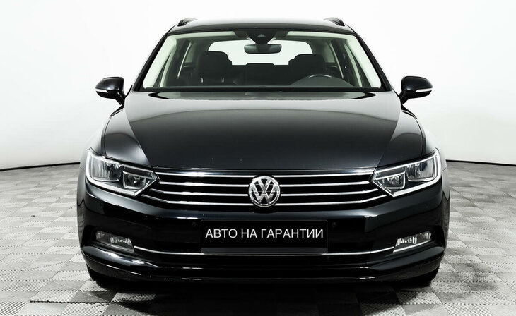 Volkswagen Passat - Фото 1