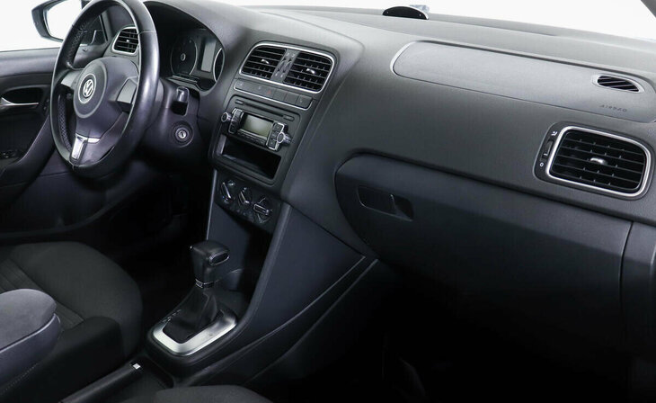 Volkswagen Polo - Фото 4