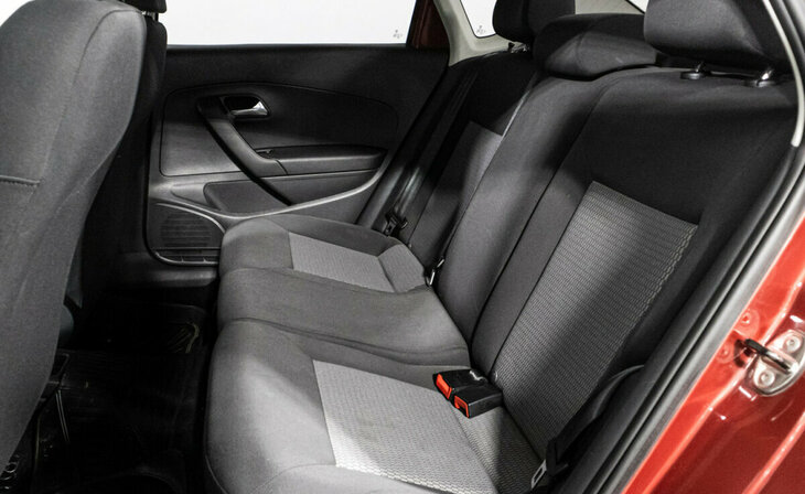 Volkswagen Polo - Фото 9