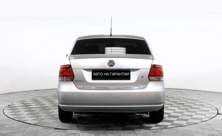 Volkswagen Polo - Фото 3