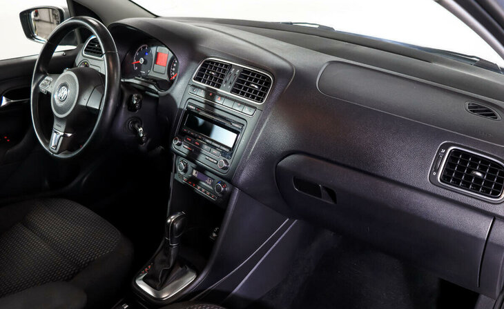 Volkswagen Polo - Фото 4