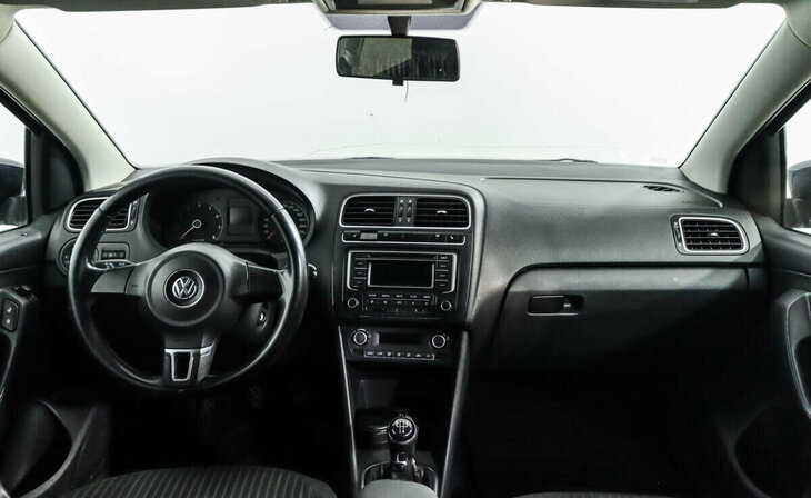 Volkswagen Polo - Фото 6