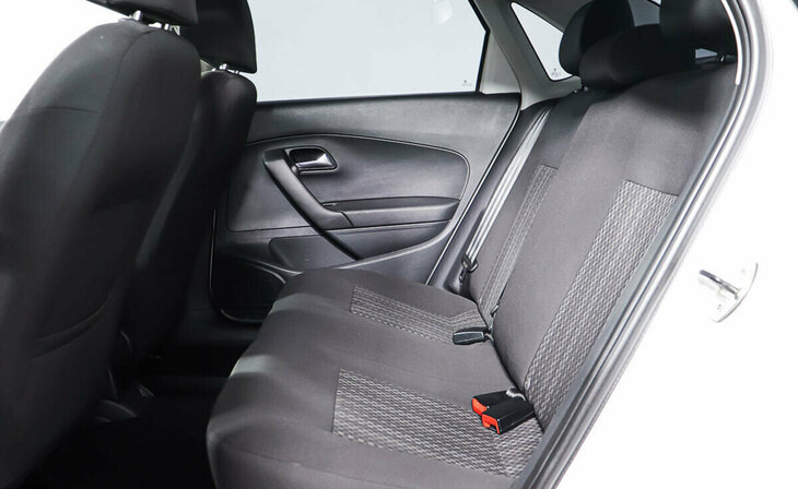 Volkswagen Polo - Фото 12