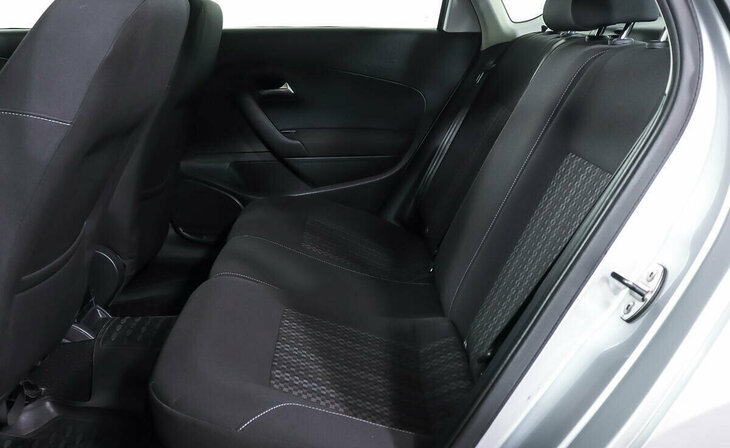 Volkswagen Polo - Фото 13