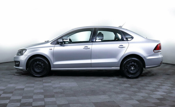 Volkswagen Polo - Фото 2