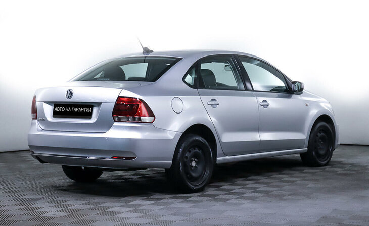 Volkswagen Polo - Фото 3