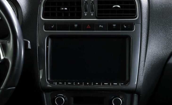 Volkswagen Polo - Фото 11