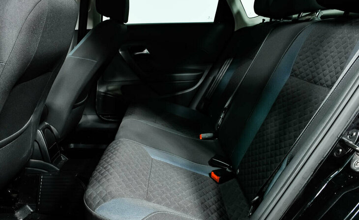 Volkswagen Polo - Фото 10