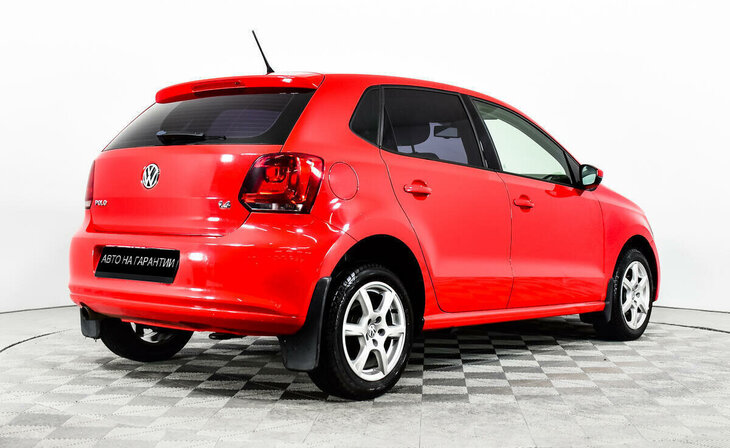 Volkswagen Polo - Фото 2