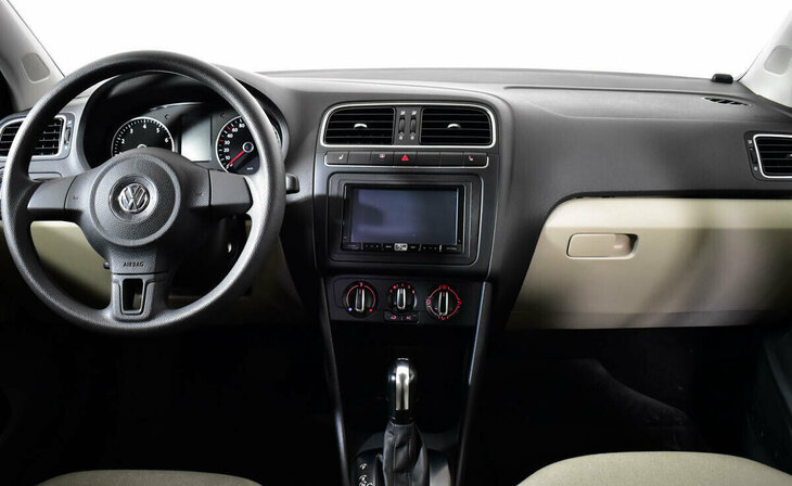 Volkswagen Polo - Фото 5