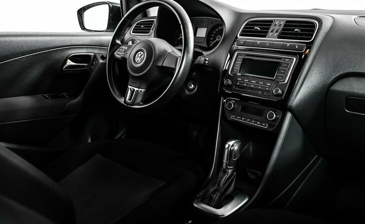 Volkswagen Polo - Фото 5