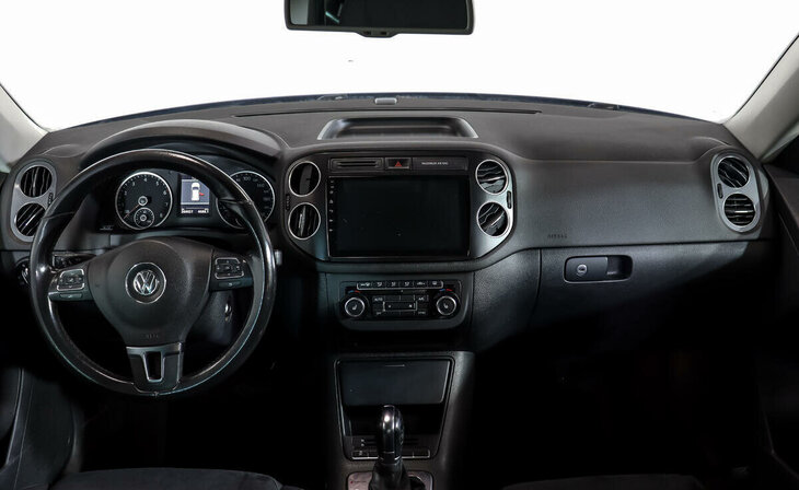 Volkswagen Tiguan - Фото 5