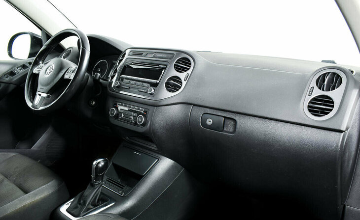 Volkswagen Tiguan - Фото 4