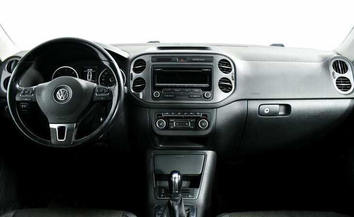 Volkswagen Tiguan - Фото 5