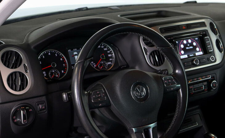 Volkswagen Tiguan - Фото 7