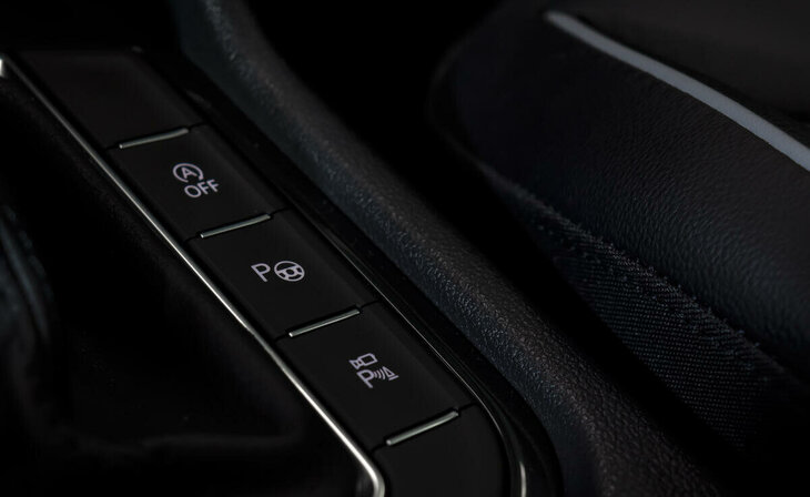 Volkswagen Tiguan - Фото 10