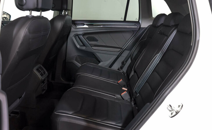 Volkswagen Tiguan - Фото 12