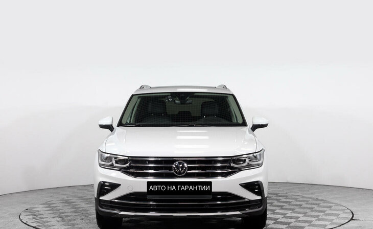 Volkswagen Tiguan - Фото 1