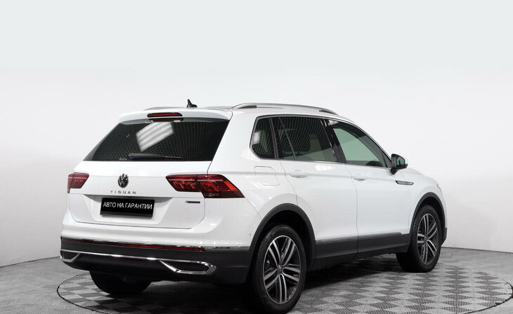 Volkswagen Tiguan - Фото 2