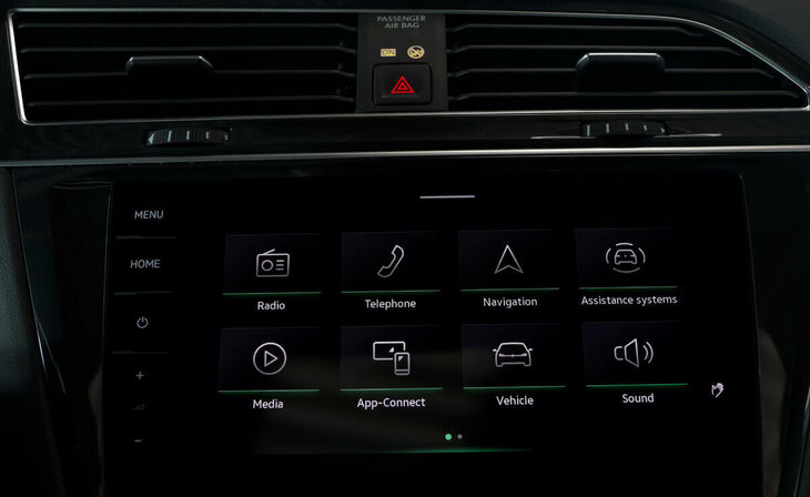 Volkswagen Tiguan - Фото 8