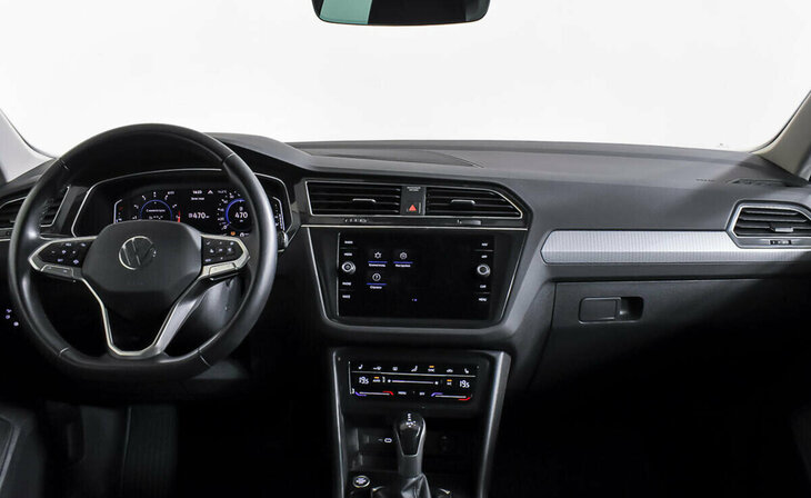 Volkswagen Tiguan - Фото 9