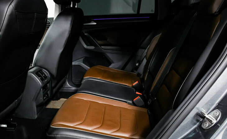Volkswagen Tiguan - Фото 13