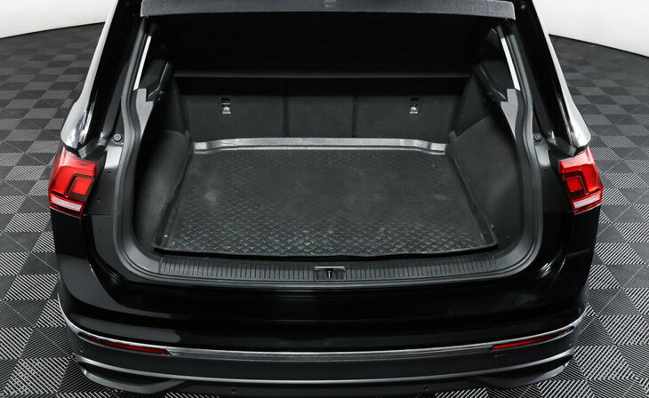 Volkswagen Tiguan - Фото 17