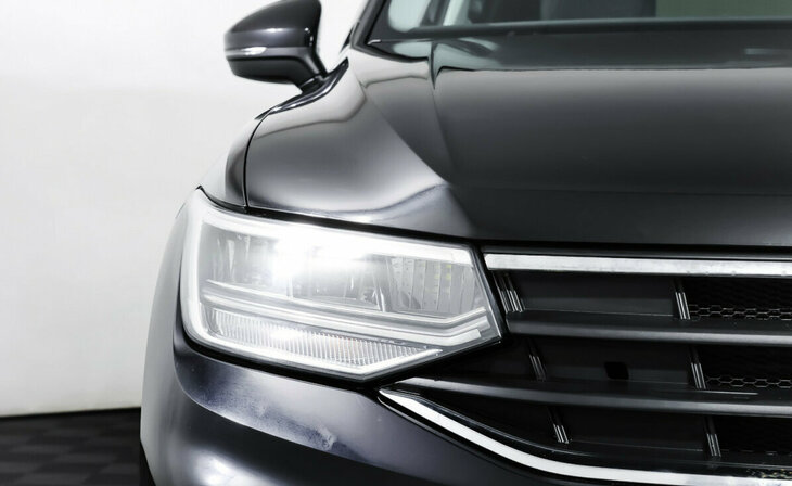Volkswagen Tiguan - Фото 4
