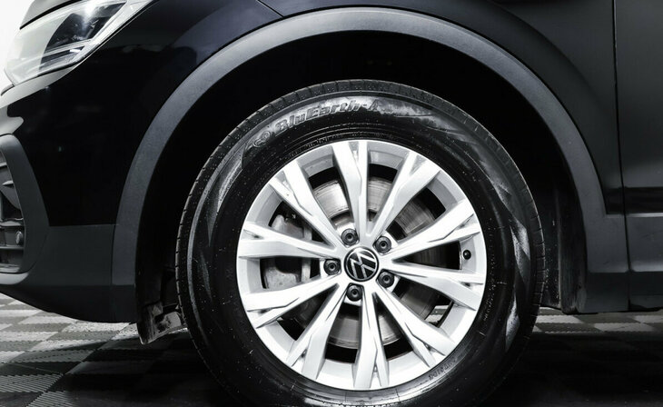 Volkswagen Tiguan - Фото 6
