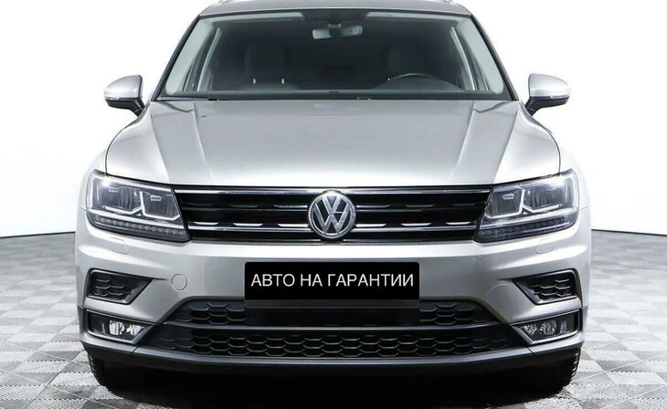 Volkswagen Tiguan - Фото 1