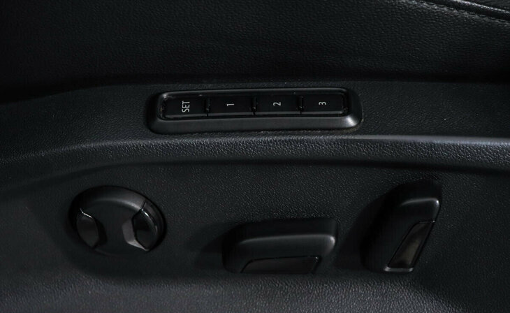 Volkswagen Tiguan - Фото 10