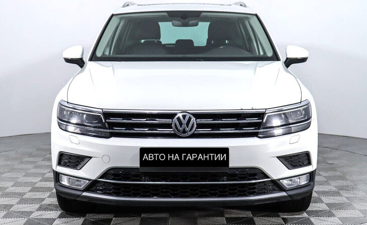 Volkswagen Tiguan - Фото 1