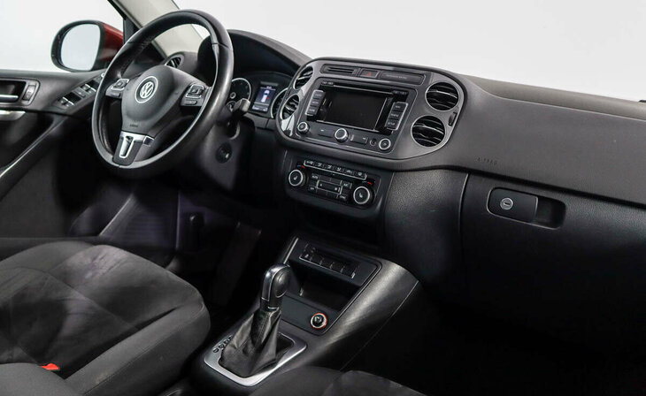 Volkswagen Tiguan - Фото 5