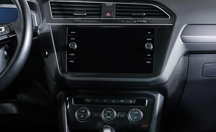 Volkswagen Tiguan - Фото 9