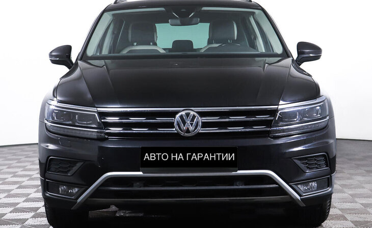 Volkswagen Tiguan - Фото 1