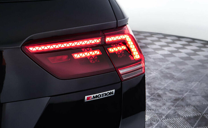 Volkswagen Tiguan - Фото 4