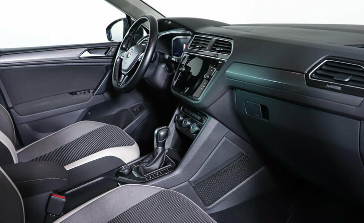 Volkswagen Tiguan - Фото 5