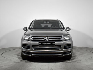 Volkswagen Touareg, II Рестайлинг, № лота 12727, фото 2