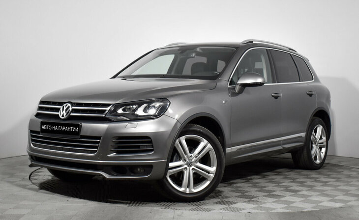 Volkswagen Touareg - Фото 0