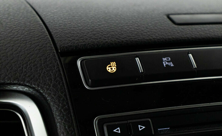 Volkswagen Touareg - Фото 11