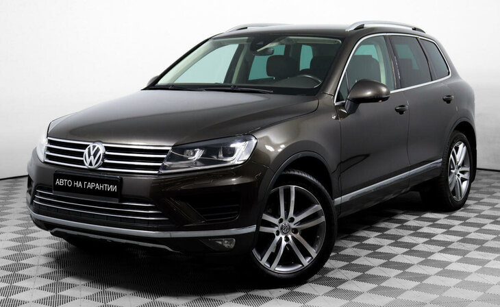 Volkswagen Touareg - Фото 0