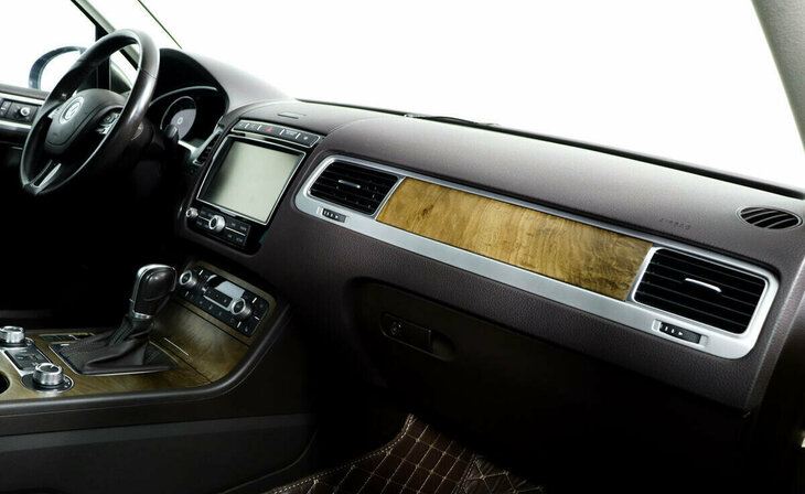 Volkswagen Touareg - Фото 6