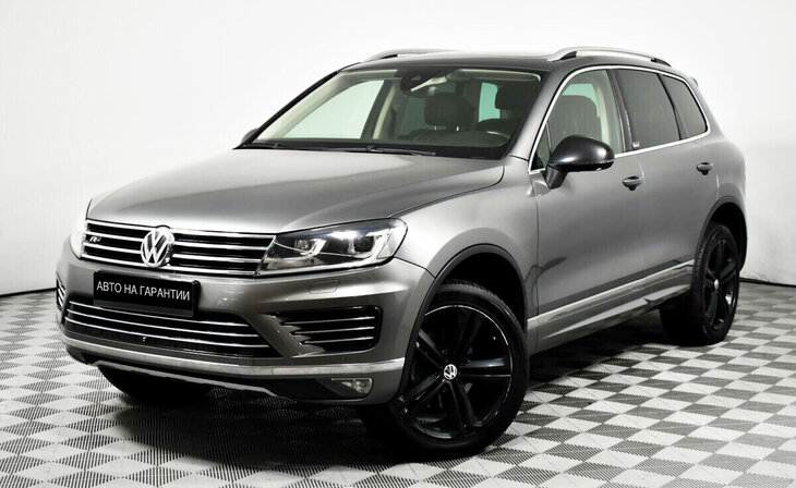 Volkswagen Touareg - Фото 0