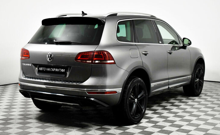 Volkswagen Touareg - Фото 2