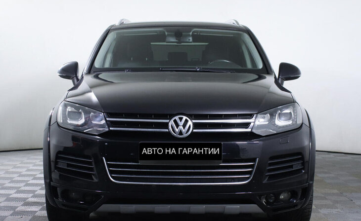 Volkswagen Touareg - Фото 1