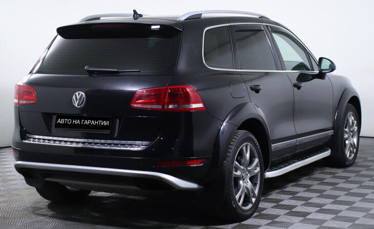 Volkswagen Touareg - Фото 2