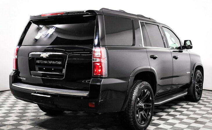 Chevrolet Tahoe - Фото 2